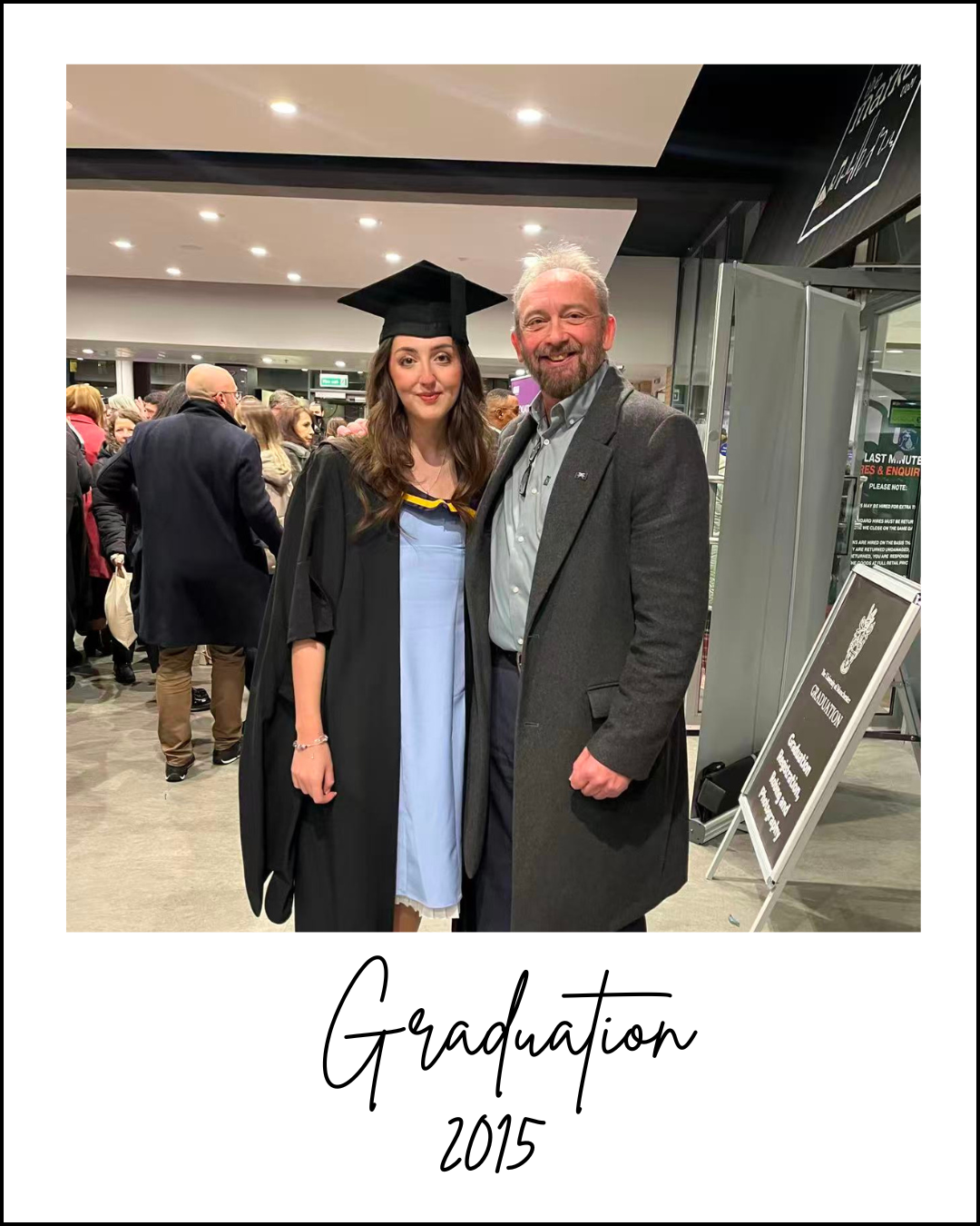 📸 Photo Magnet With Custom Text at the Bottom